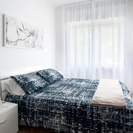 Fly By Apartamento